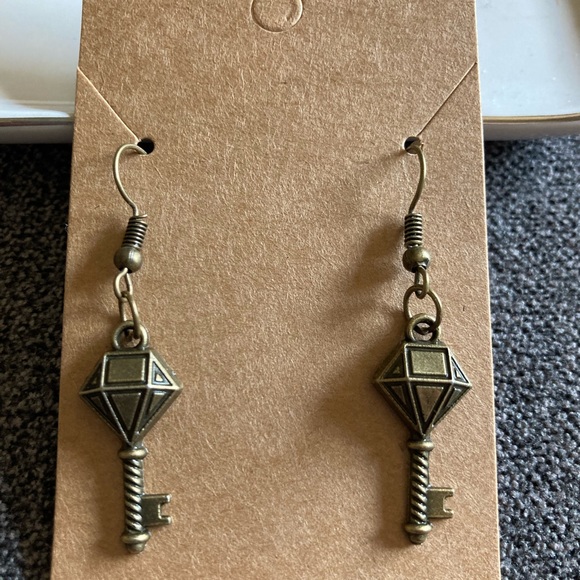 Handmade Bronze Key Earrings. - Picture 2 of 2